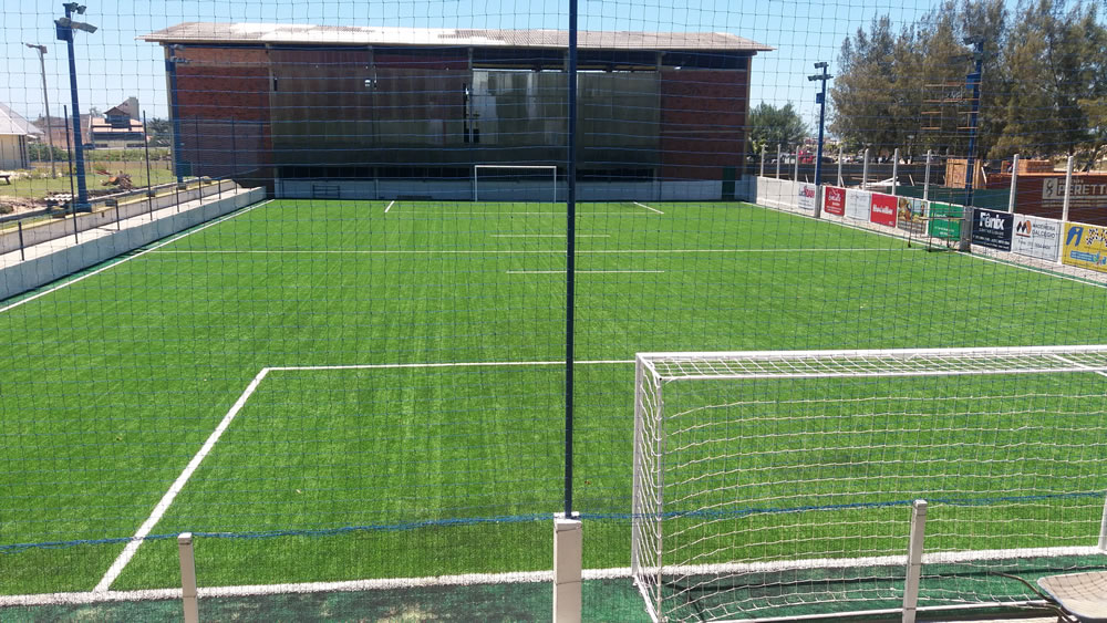 Quadra de Grama Sintética Monofilamento na SAPT em Torres